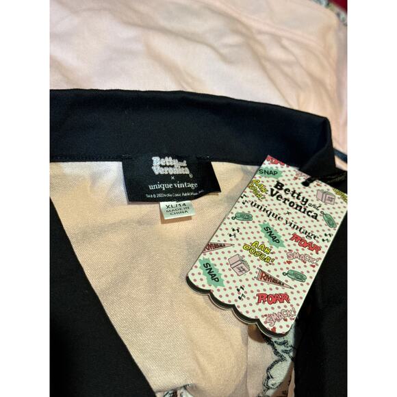 Unique Vintage Betty & Veronica Archies Girls Pink Denim Jacket Coat XL NWT - Picture 6 of 6